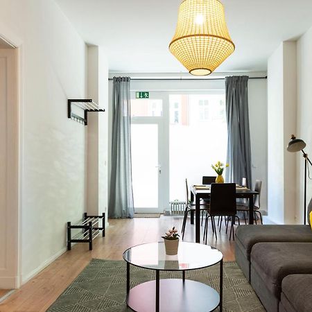 Apartmán Freshly Renovated 2Br&Lr+Walk-In Rainshower Berlín Exteriér fotografie