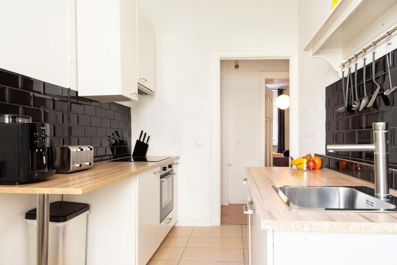 Apartmán Freshly Renovated 2Br&Lr+Walk-In Rainshower Berlín Exteriér fotografie